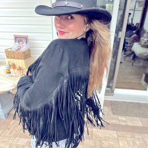 Meet your Posher, Renata